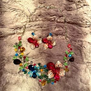 Costume jewelry multi color flowers